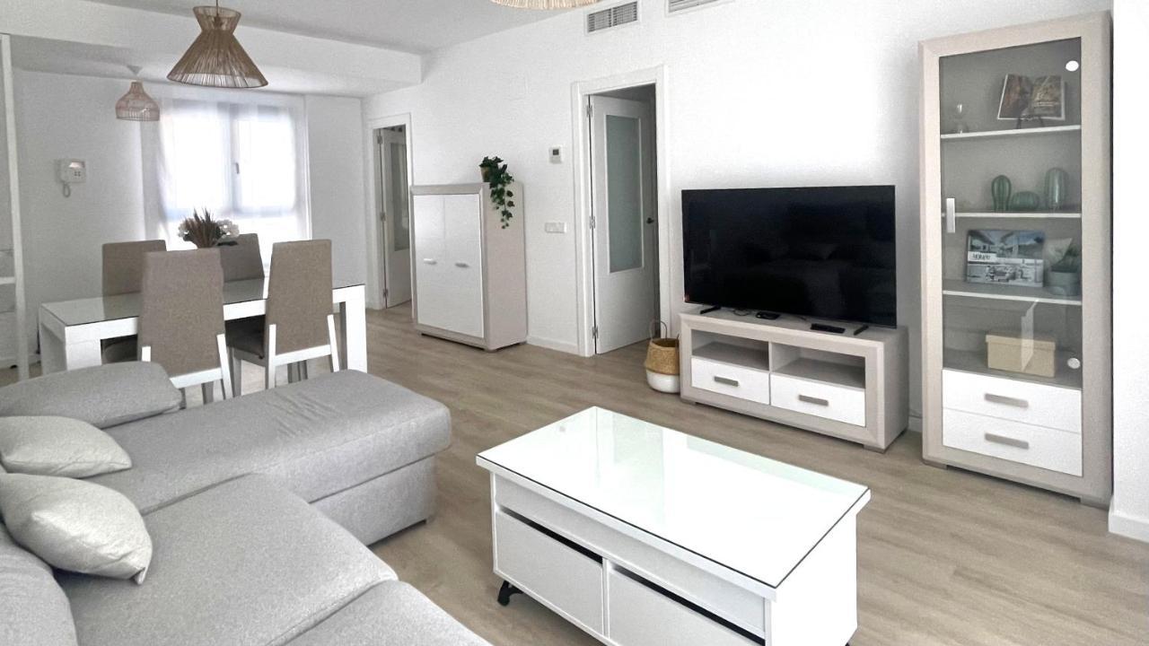 Apartamento Malaga Beach, 2A Διαμέρισμα Εξωτερικό φωτογραφία